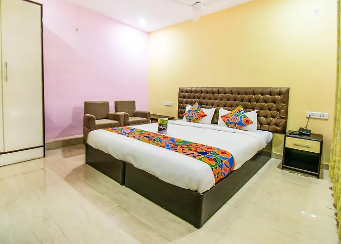 Hotel Sarweshwary