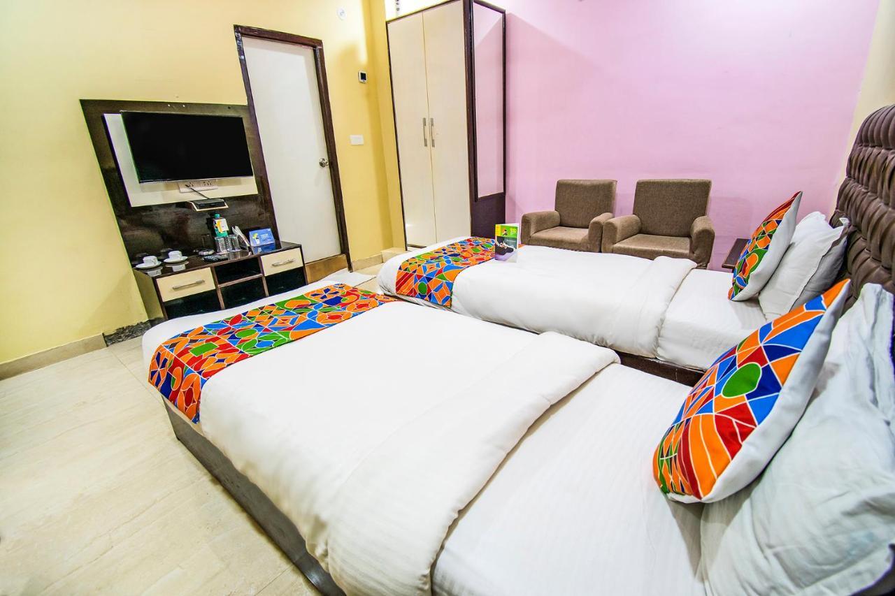 Sarweshwary Hotel Varanasi