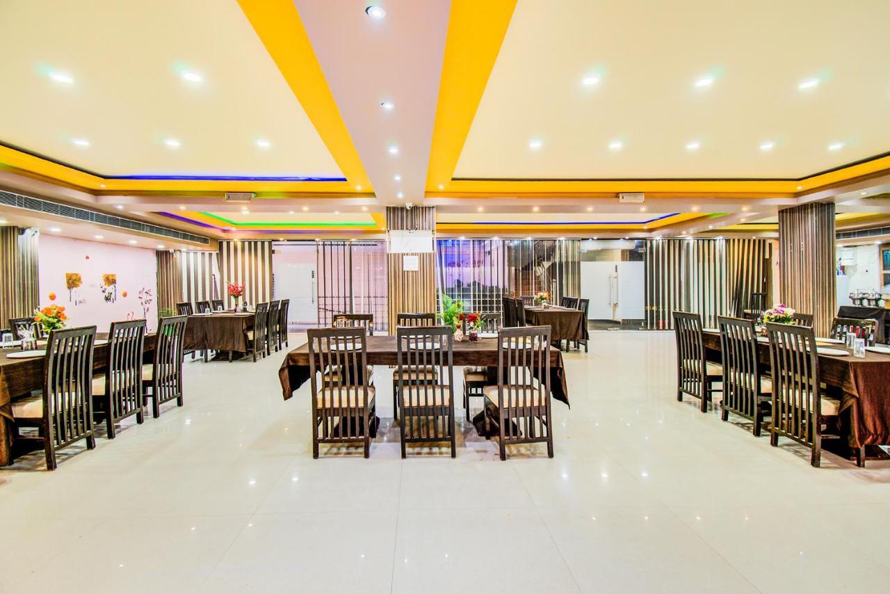 Hotel Sarweshwary